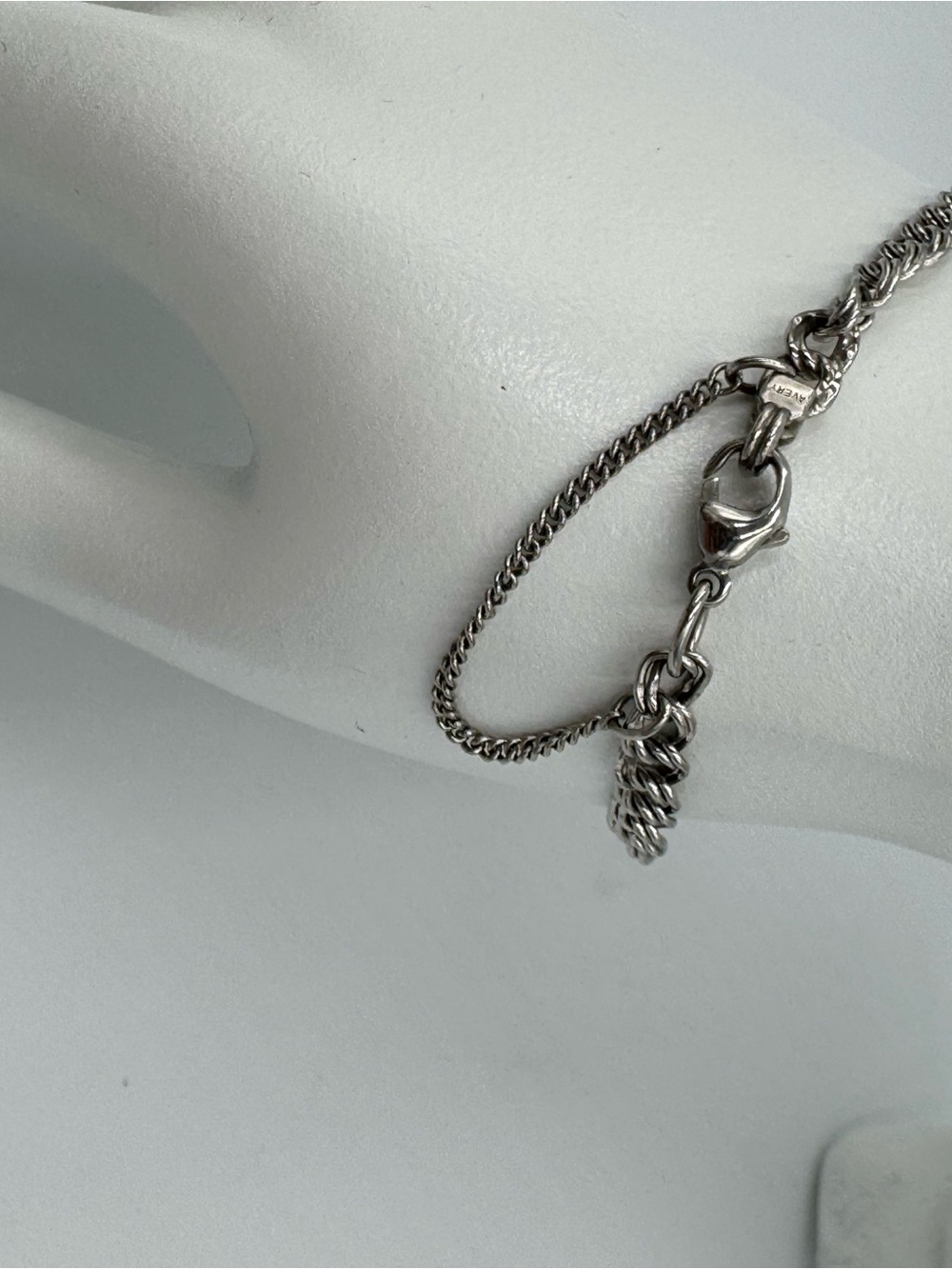 James Avery Silver Double-Link Chain Bracelet NWOT - Picture 2 of 5